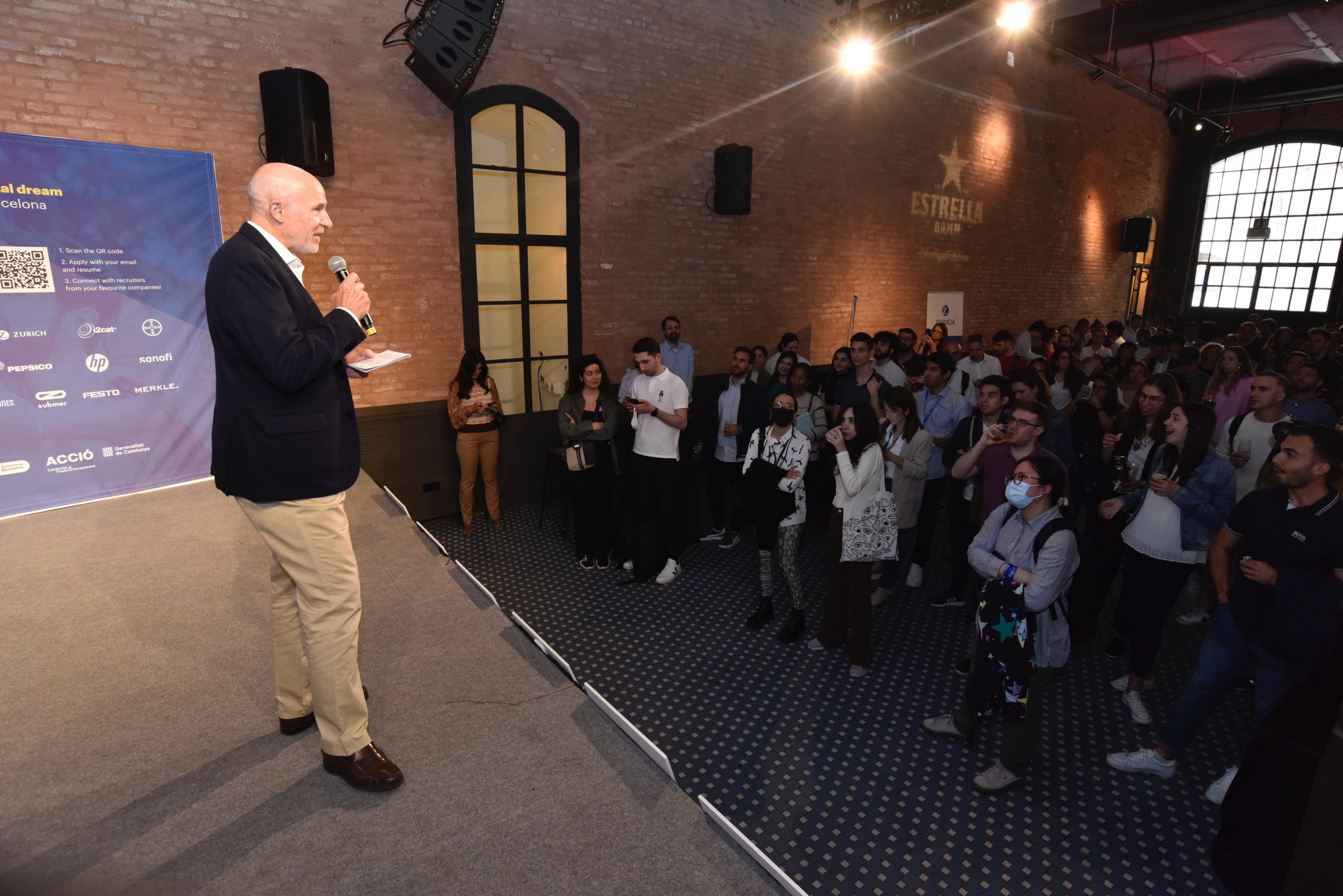 Barcelona Digital Talent connects more than 300 international students with companies looking for digital talent