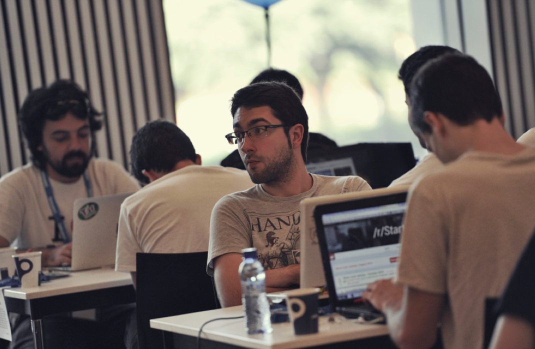 4YFN backs the first Startup Weekend for university students in Barcelona