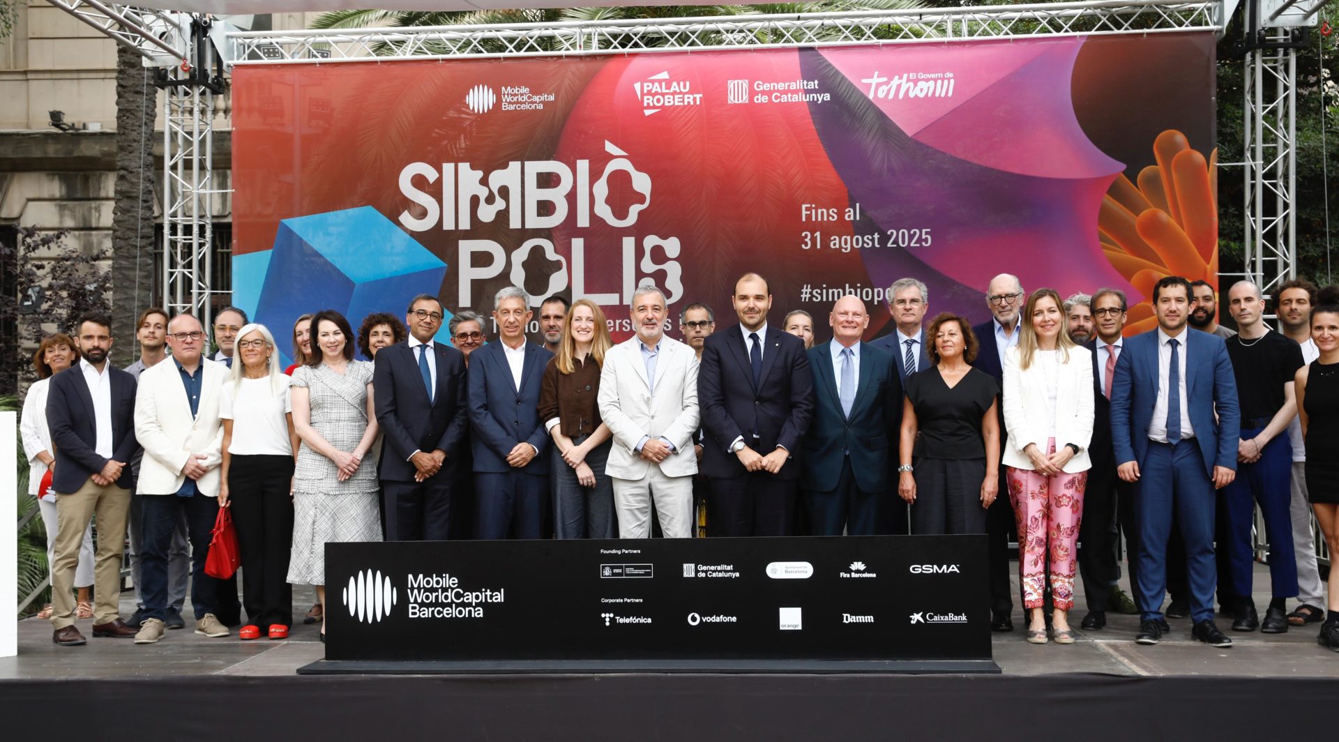 MWCapital and Generalitat reveal to the public the technologies of the last MWC with the exhibition Simbiòpolis 