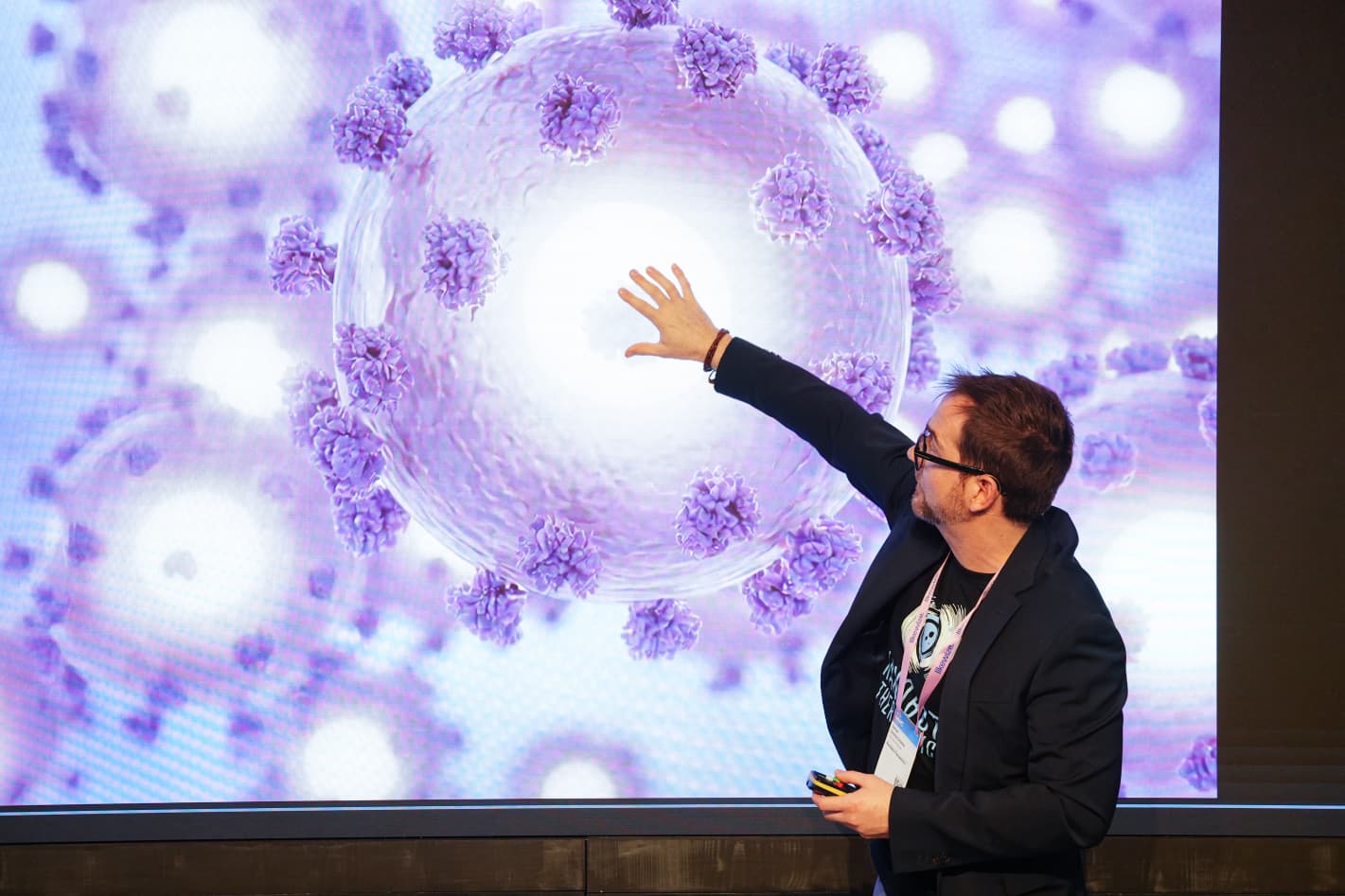 MWCapital and Nanobots Therapeutics showcase the medicine of the future using nanorobots against cancer
